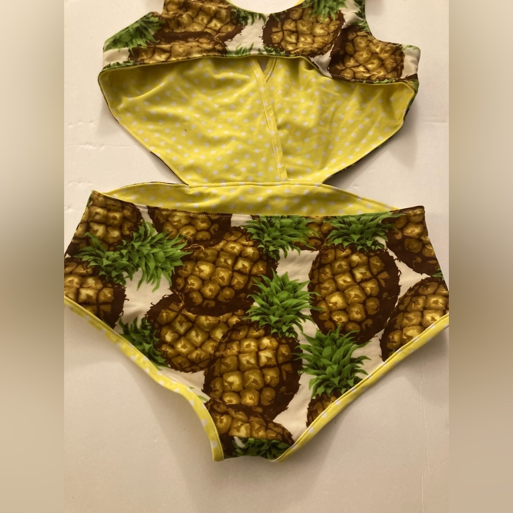 Yellow Pineapple And Polka Dots Pattern Print 2 I… - image 6